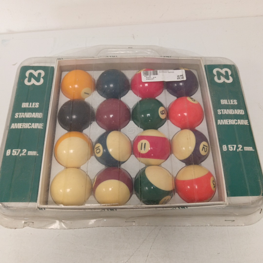 Voir photo 2 de Boite de boules de billard américain 57,2 mm Boite de boules de billard américain 57,2 mm Très bon état - Vue 2 -